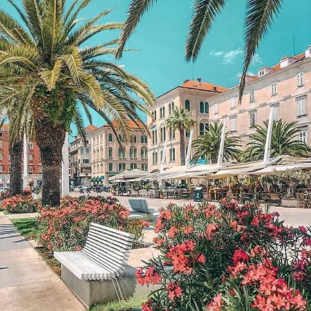 Gorki شقة سبليت